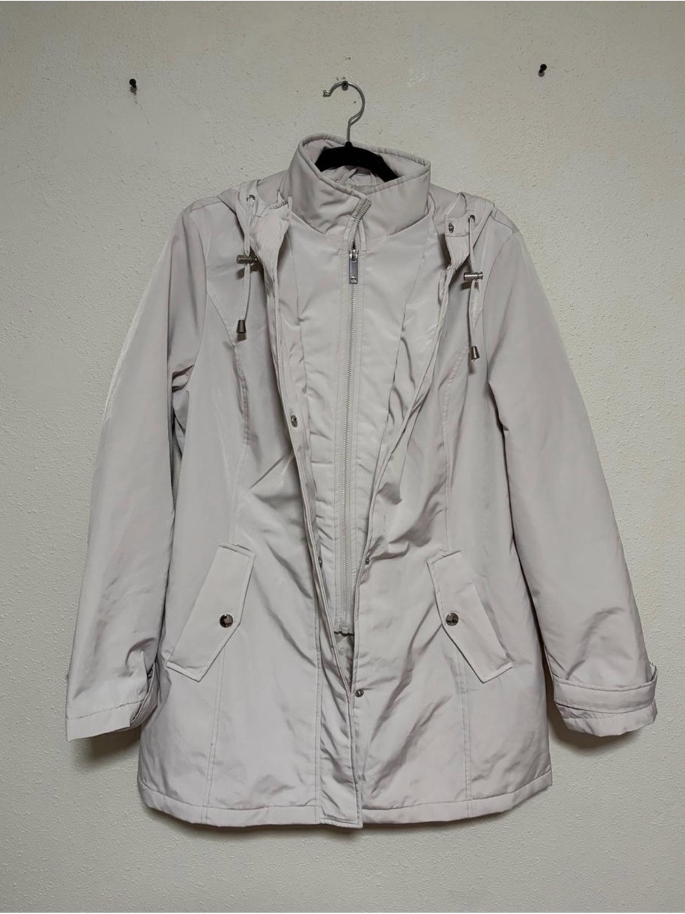 Light Gray Women's HFX Performance all-weather hooded Jacket / trench coat
